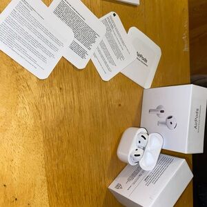 Apple AirPods with Charging Case